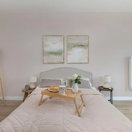 Baltic Harmony With Desk Ideal For Remote Working By Renters Apartmán *