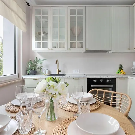Baltic Harmony With Desk Ideal For Remote Working By Renters *
