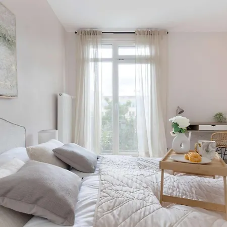 Baltic Harmony With Desk Ideal For Remote Working By Renters Apartman *